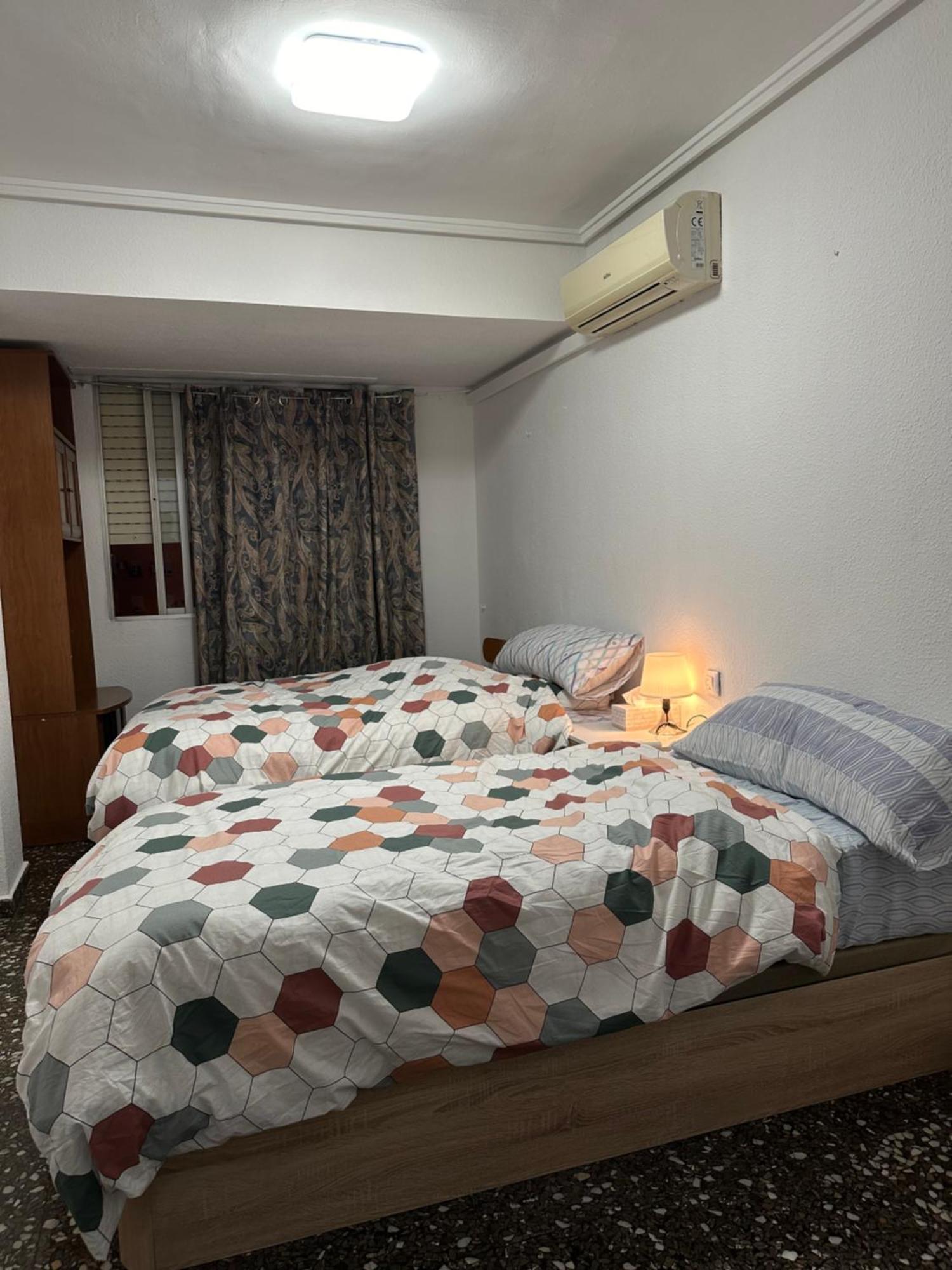 Jerry'S Home - Valencia — Photos 1